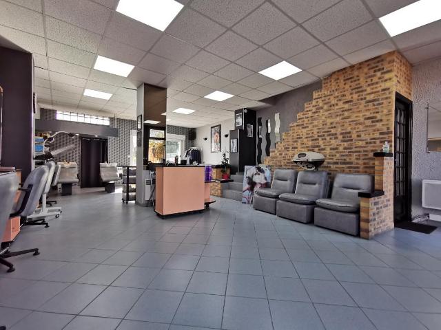 Local Commercial vente à Cambrai, Raillencourt-sainte-olle