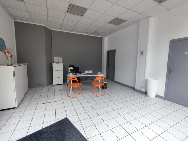 Local Commercial vente à Rouen, Ruan