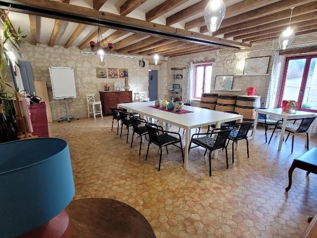 Local Commercial vente à Chinon, Saint-benoît-la-forêt
