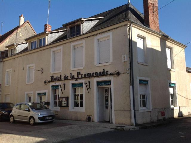 Local Commercial vente à Le Blanc, Saint-gaultier