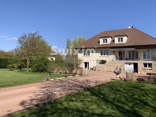 Maison vente à Chalon-sur-Saône, Fontaines