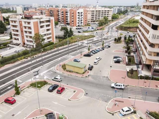 Appartamento in affitto a Municipio Roma IX, Roma Capitale
