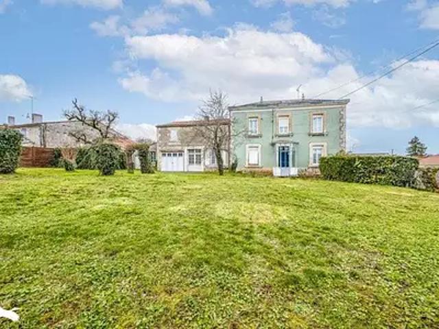 Maison vente à Fontenay-le-Comte, Fontenay-le-comte