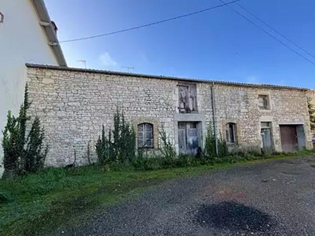 Maison vente à Fontenay-le-Comte, Fontenay-le-comte