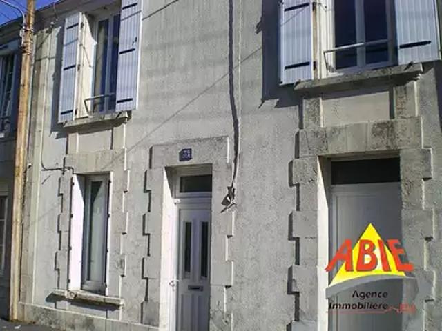 Maison vente à Fontenay-le-Comte, Fontenay-le-comte