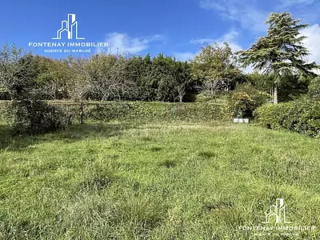 Terrain vente à Fontenay-le-Comte, Fontenay-le-comte