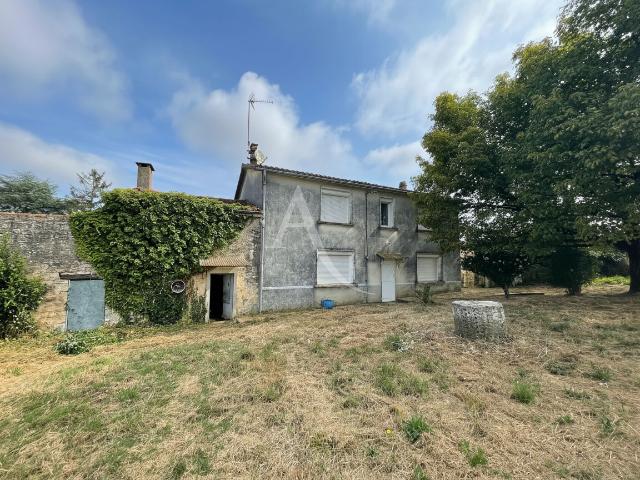 Maison vente à Fontenay-le-Comte, Vendée