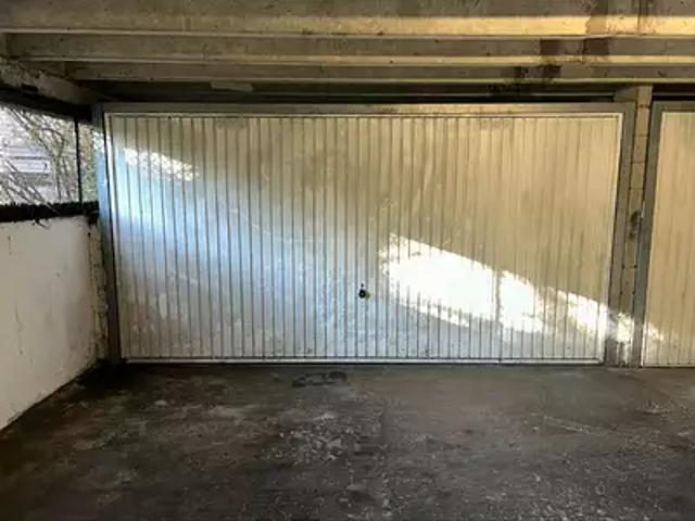 Garage vente à Nogent-sur-Marne, Fontenay-sous-bois