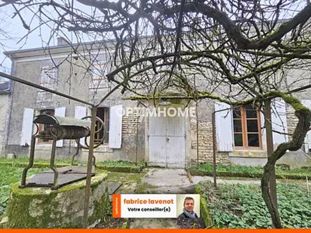 Maison vente à Confolens, Fontenille