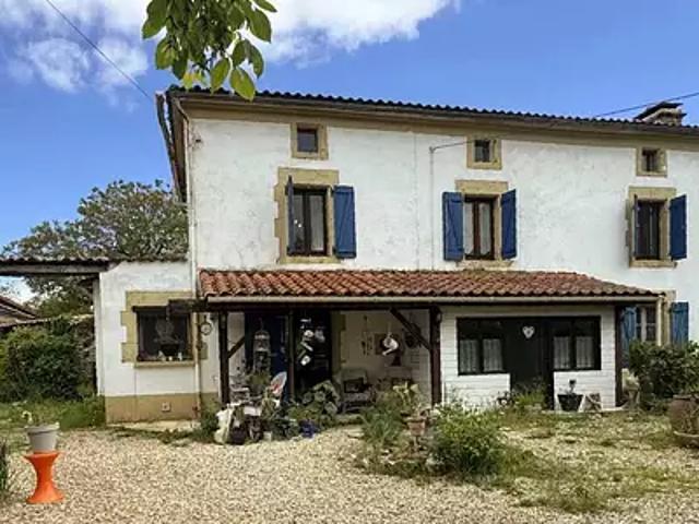 Maison vente à Confolens, Fontenille