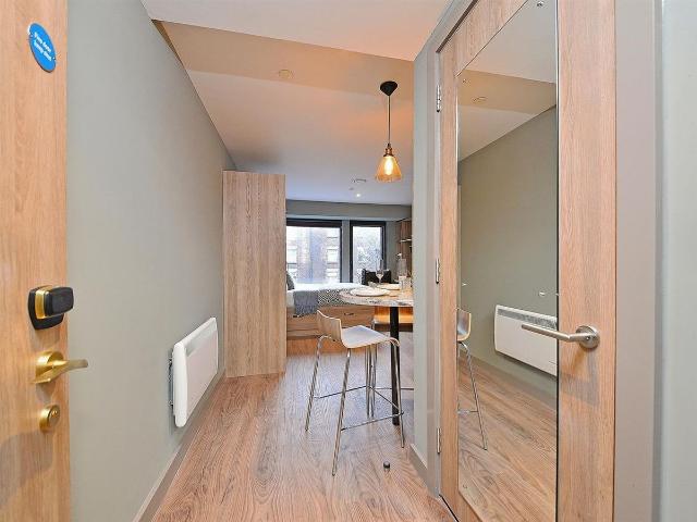 Studio for rent in St George's Quarter / Cultural Quarter, Calderstones