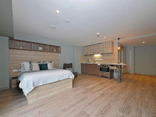 Studio for rent in St George's Quarter / Cultural Quarter, Calderstones