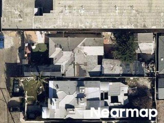 House for sale in Hawthorne