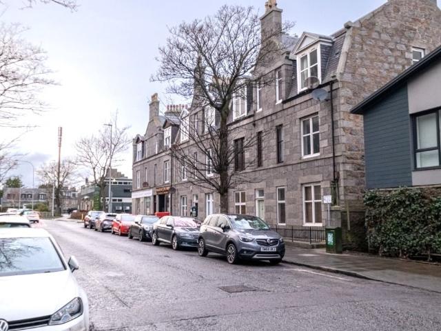 Apartment for rent in Ferryhill, Ballindoch