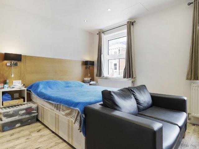 Studio for rent in Finsbury Park, Greater London
