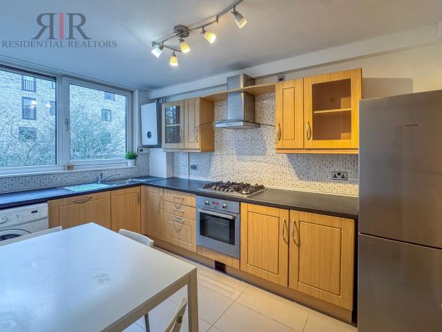 Apartment for rent in Roehampton, Greater London