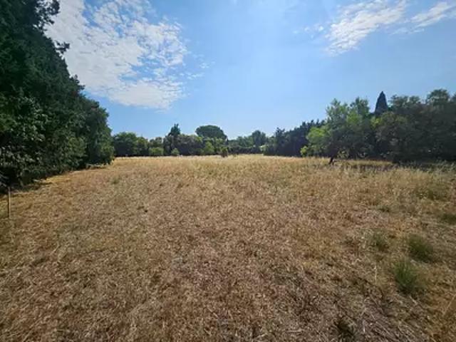 Terrain vente à Arles, Fontvieille