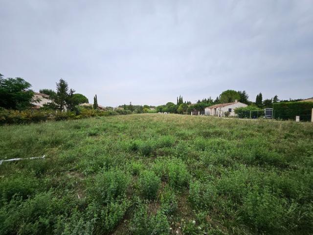 Terrain vente à Arles, Fontvieille