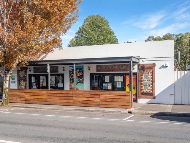 Retail for rent in Woodside, South Australia