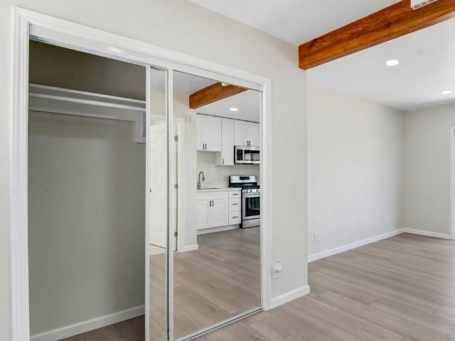 Apartment for rent in Rialto, California