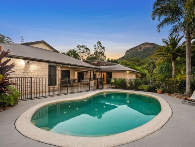 Cottage for sale in Kings Creek, Queensland