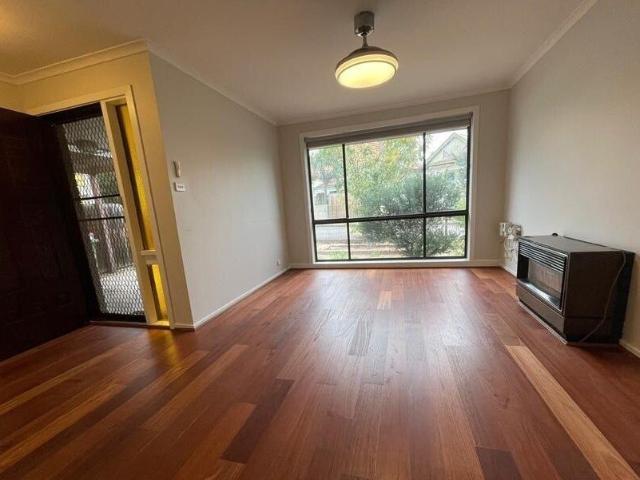 Room for rent in Camerons Creek, Victoria