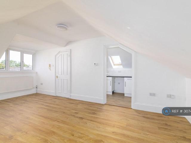 Apartment for rent in Royal Borough of Greenwich, Greater London