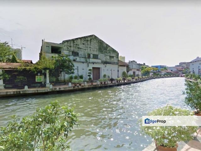 Shop for sale in Malaka