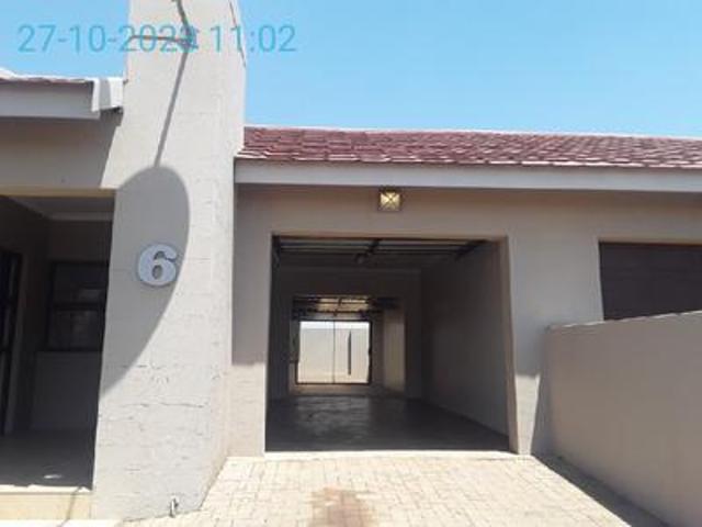 Townhouse for sale in Sundra, Mpumalanga