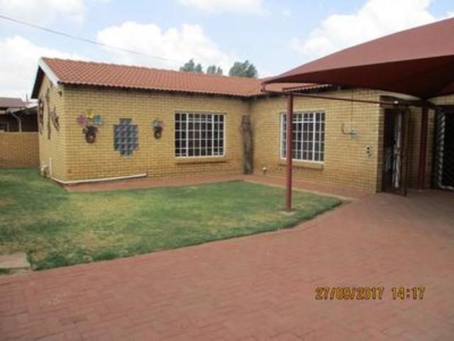 Townhouse for sale in Sundra, Mpumalanga