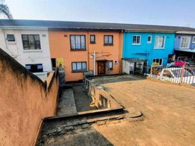 Townhouse for sale in Phoenix, Kwazulu-natal