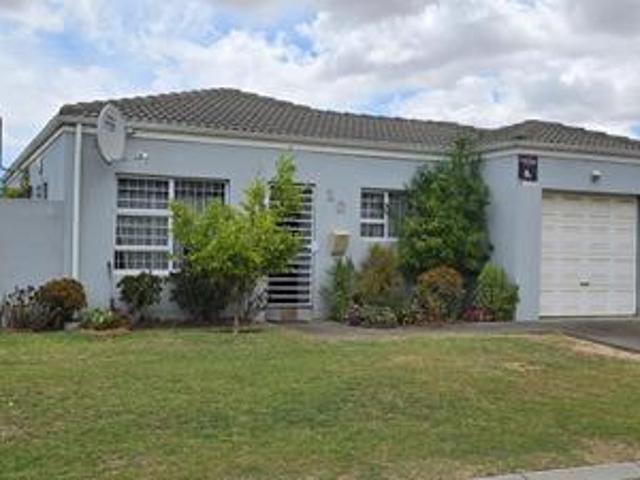 House for sale in Kraaifontein, Western Cape