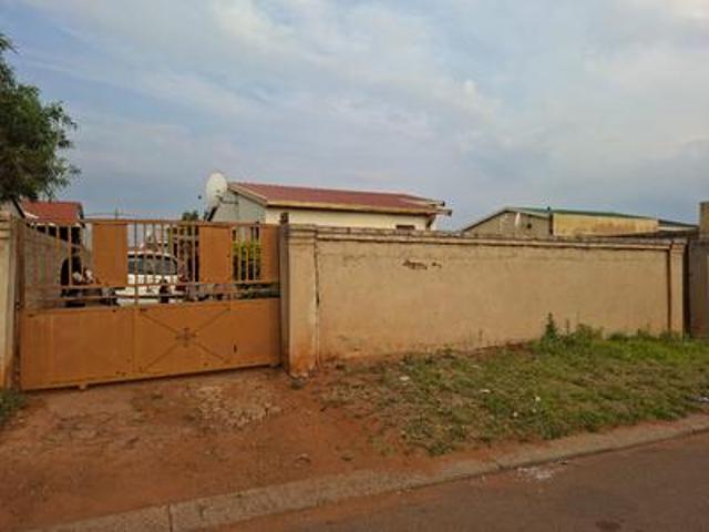 House for sale in Soweto, City of Johannesburg Metropolitan Municipality