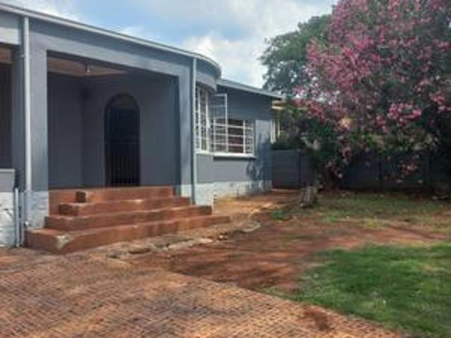 House for rent in Vosloorus, Gauteng