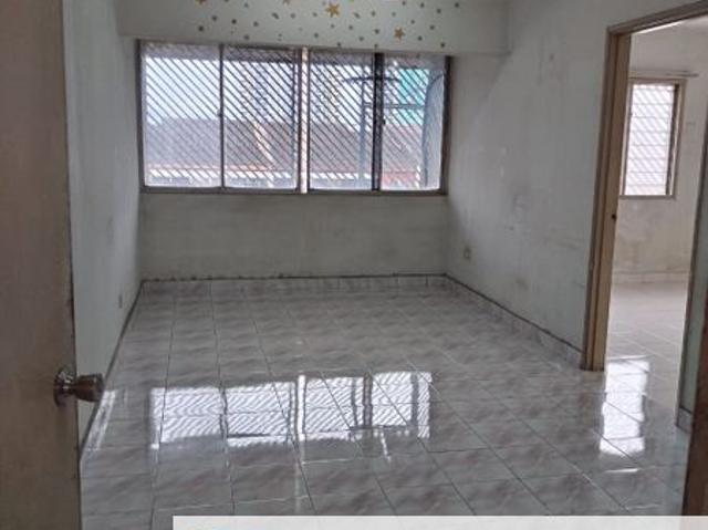 Flat for sale in Country Heights Damansara, Kuala Lumpur