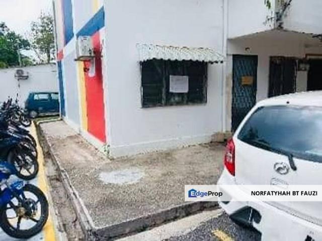 House for sale in Country Heights Damansara, Kuala Lumpur