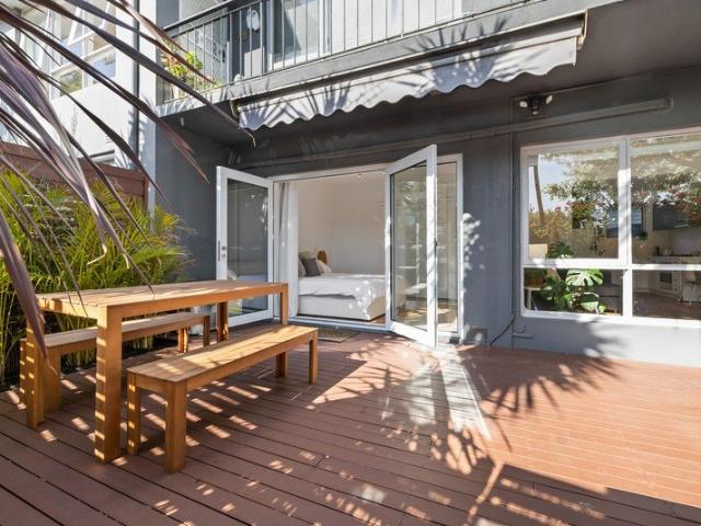Apartment for rent in Hampton East, Melbourne