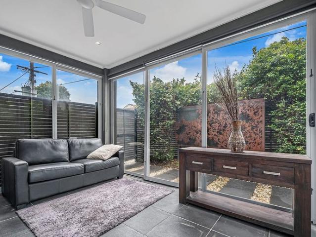 Townhouse for rent in Camerons Creek, Victoria