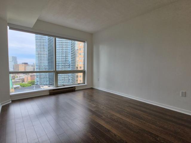 Apartment for rent in Toronto Centre, Toronto
