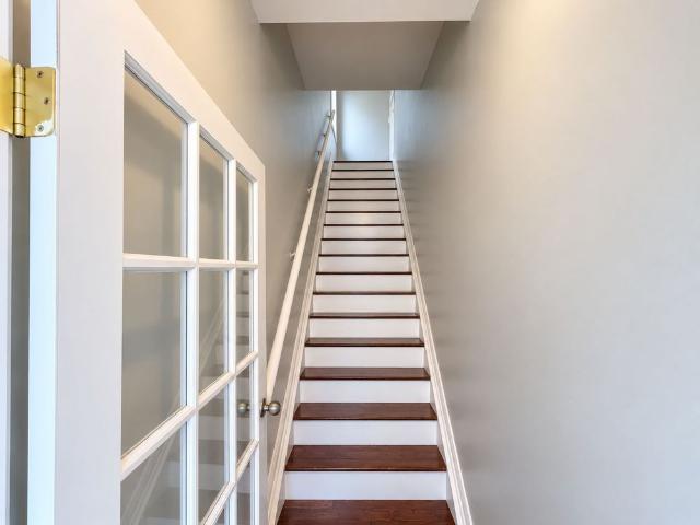 Apartment for rent in Mulhurst Bay, Ontario