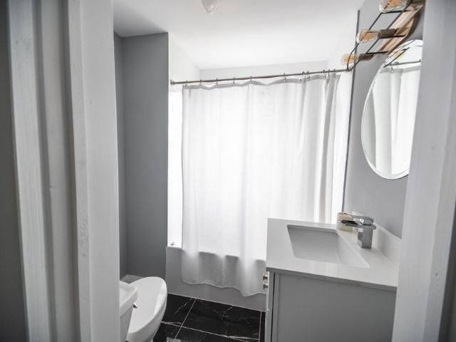 Apartment for rent in Eglinton—Lawrence, Toronto