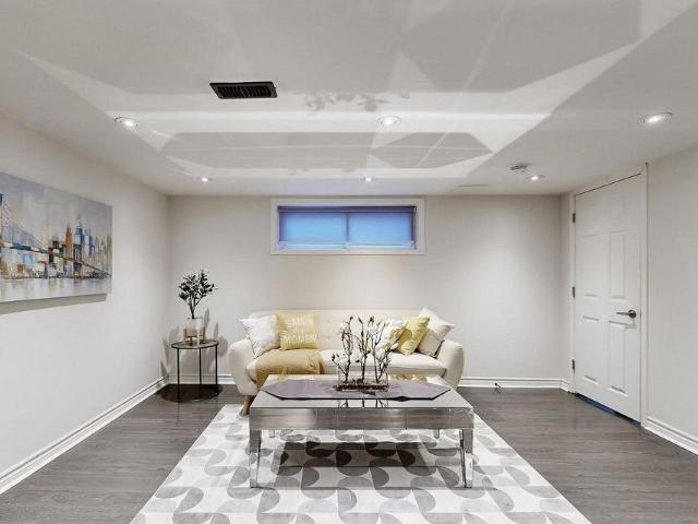 Apartment for rent in York, Ontario