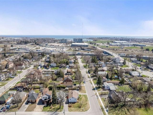 House for rent in Whitby, Golden Horseshoe
