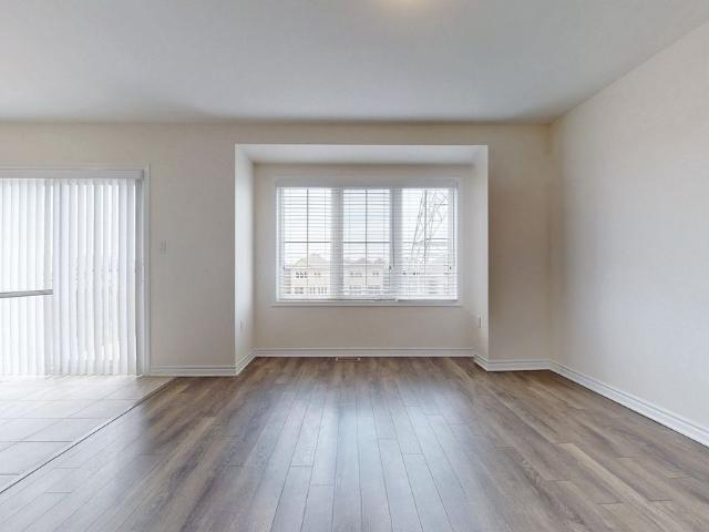 Townhouse for rent in Pickering, Golden Horseshoe