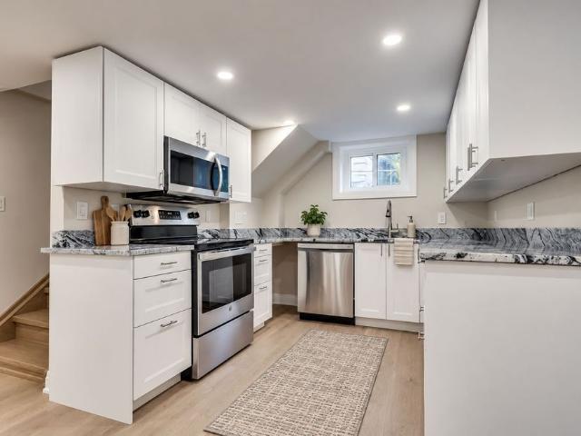 House for rent in Richmond Hill, Golden Horseshoe