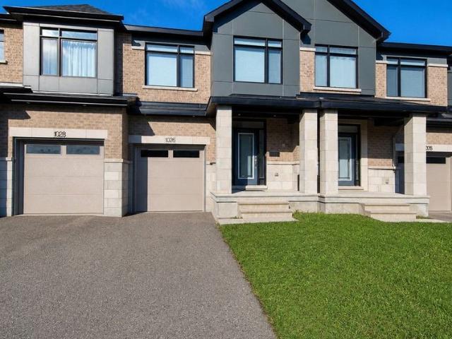 Townhouse for rent in Mulhurst Bay, Ontario