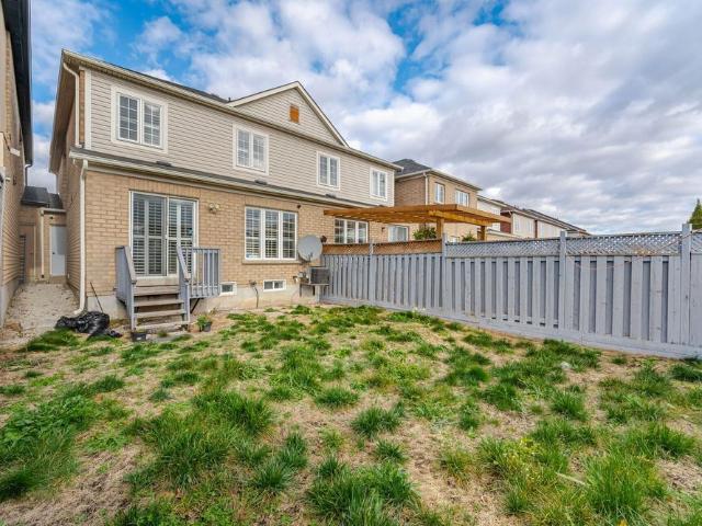 Townhouse for rent in Georgina, Ontario