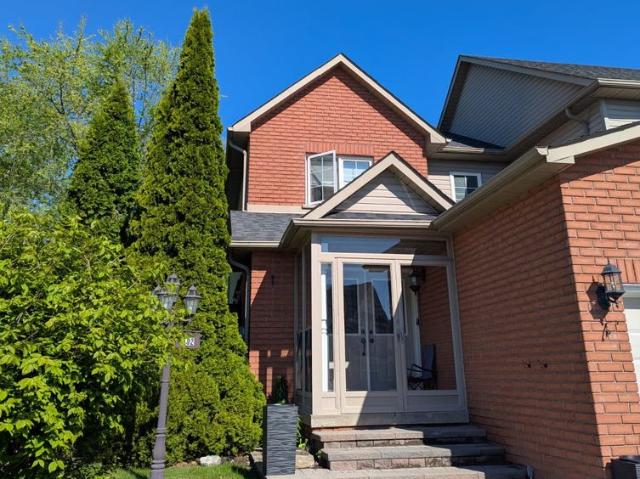 Townhouse for rent in Durham, Ontario