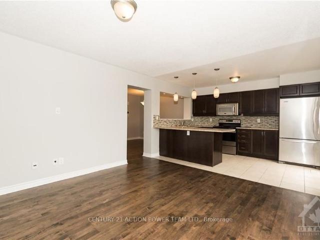 Townhouse for rent in Stittsville, Ottawa
