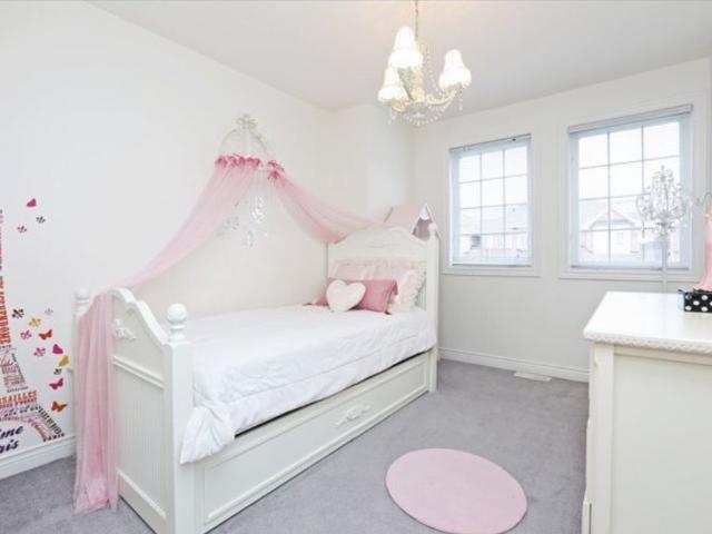 Townhouse for rent in Durham, Ontario